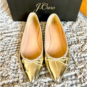 J Crew Gemma Metallic Flats
Size 7
Color Metallic Gold